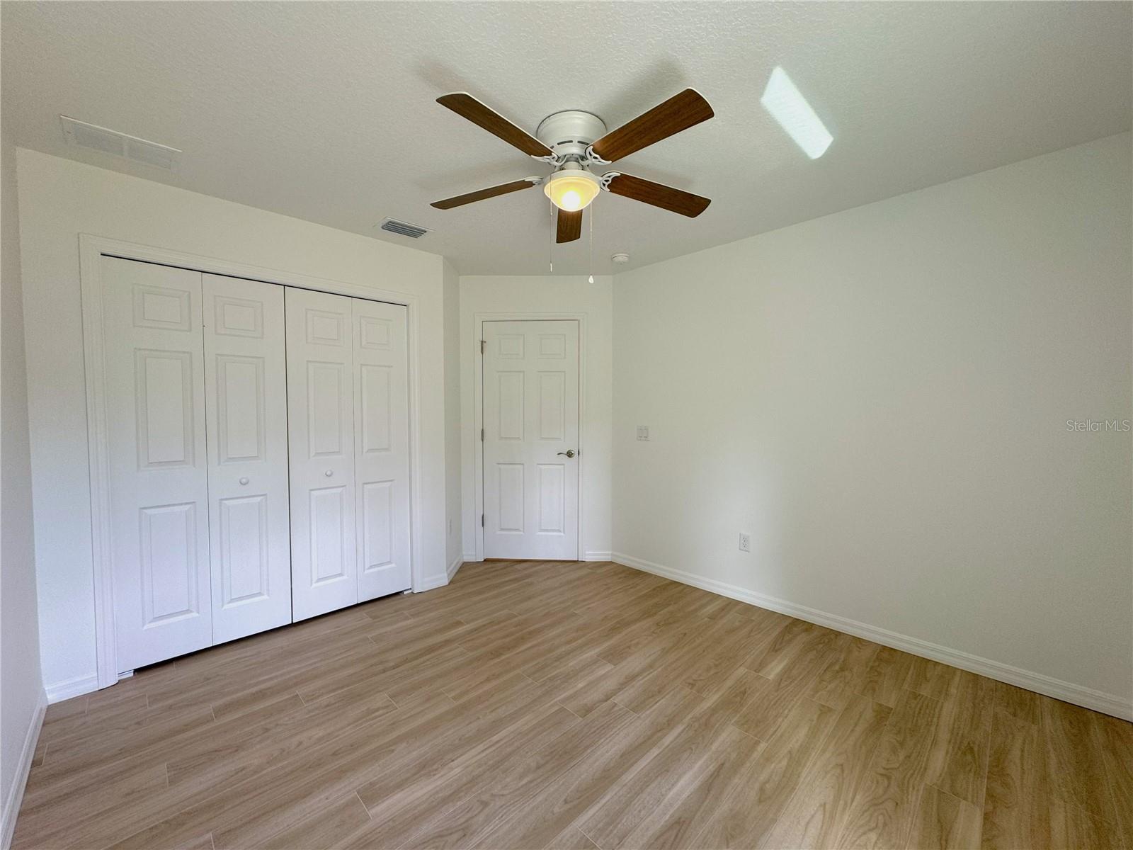 Image 14 of 33 For 8790 Albertson Court