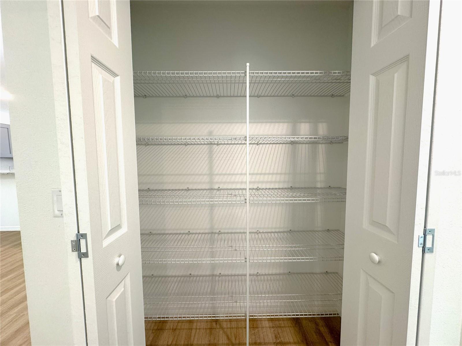 Image 16 of 33 For 8790 Albertson Court