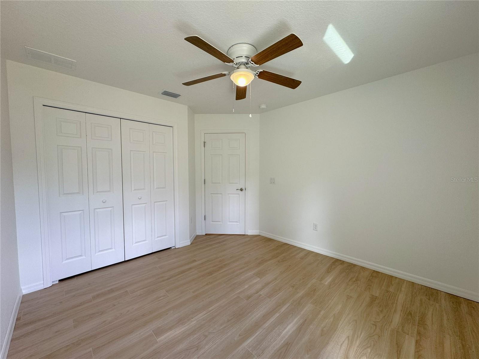 Image 17 of 33 For 8790 Albertson Court