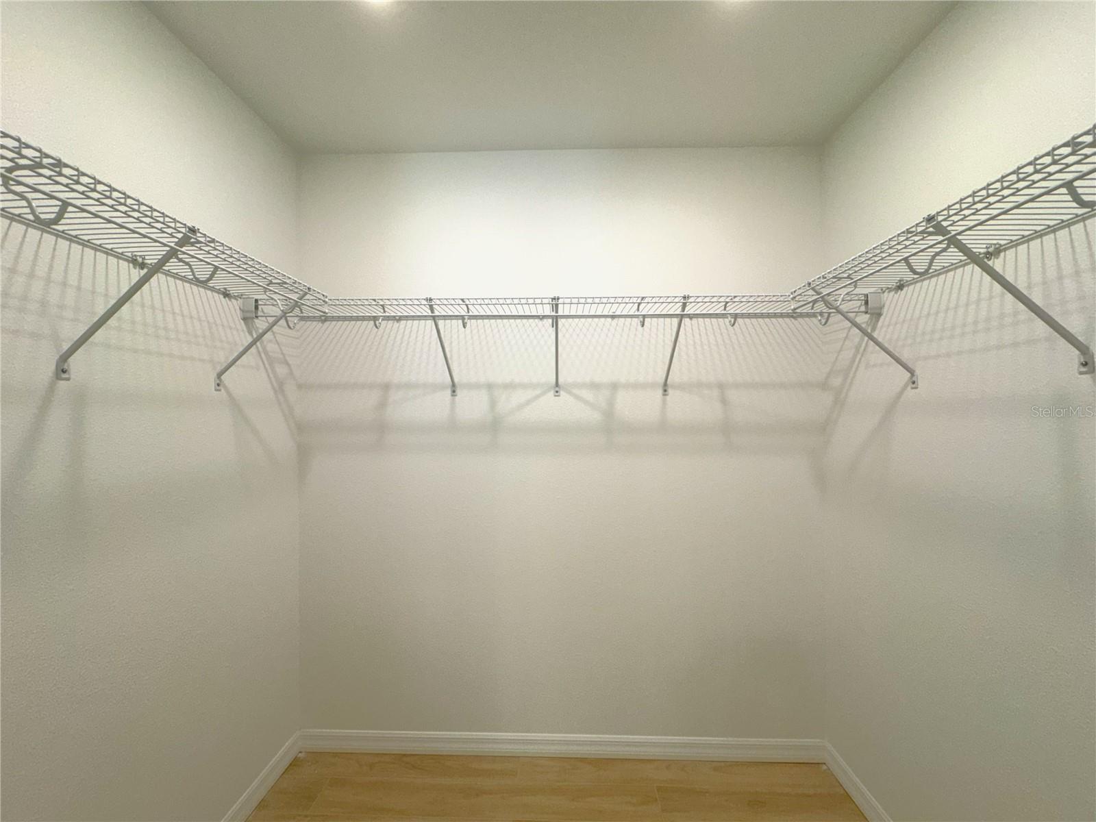 Image 22 of 33 For 8790 Albertson Court