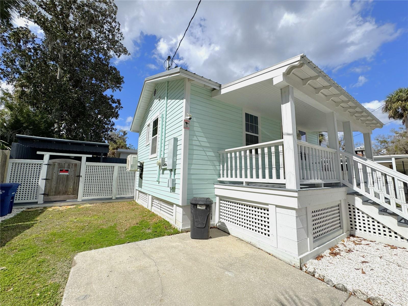 Image 28 of 51 For 222 1st Avenue