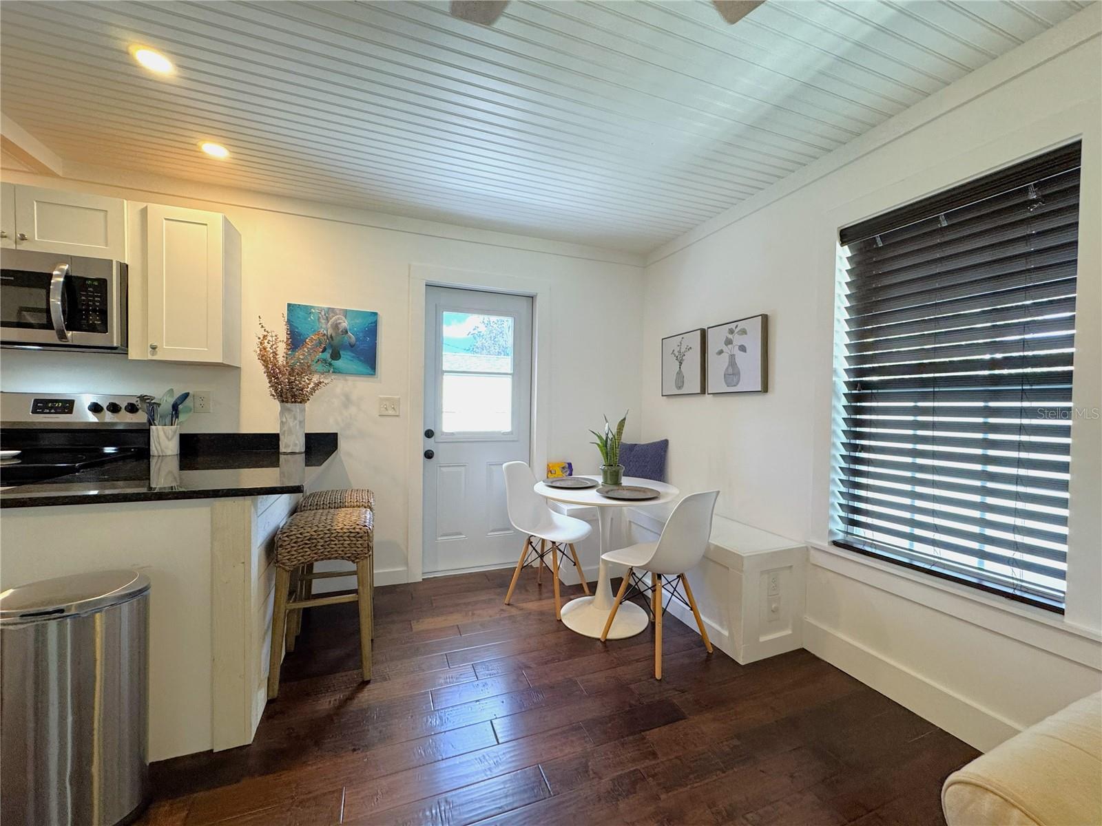 Image 8 of 51 For 222 1st Avenue