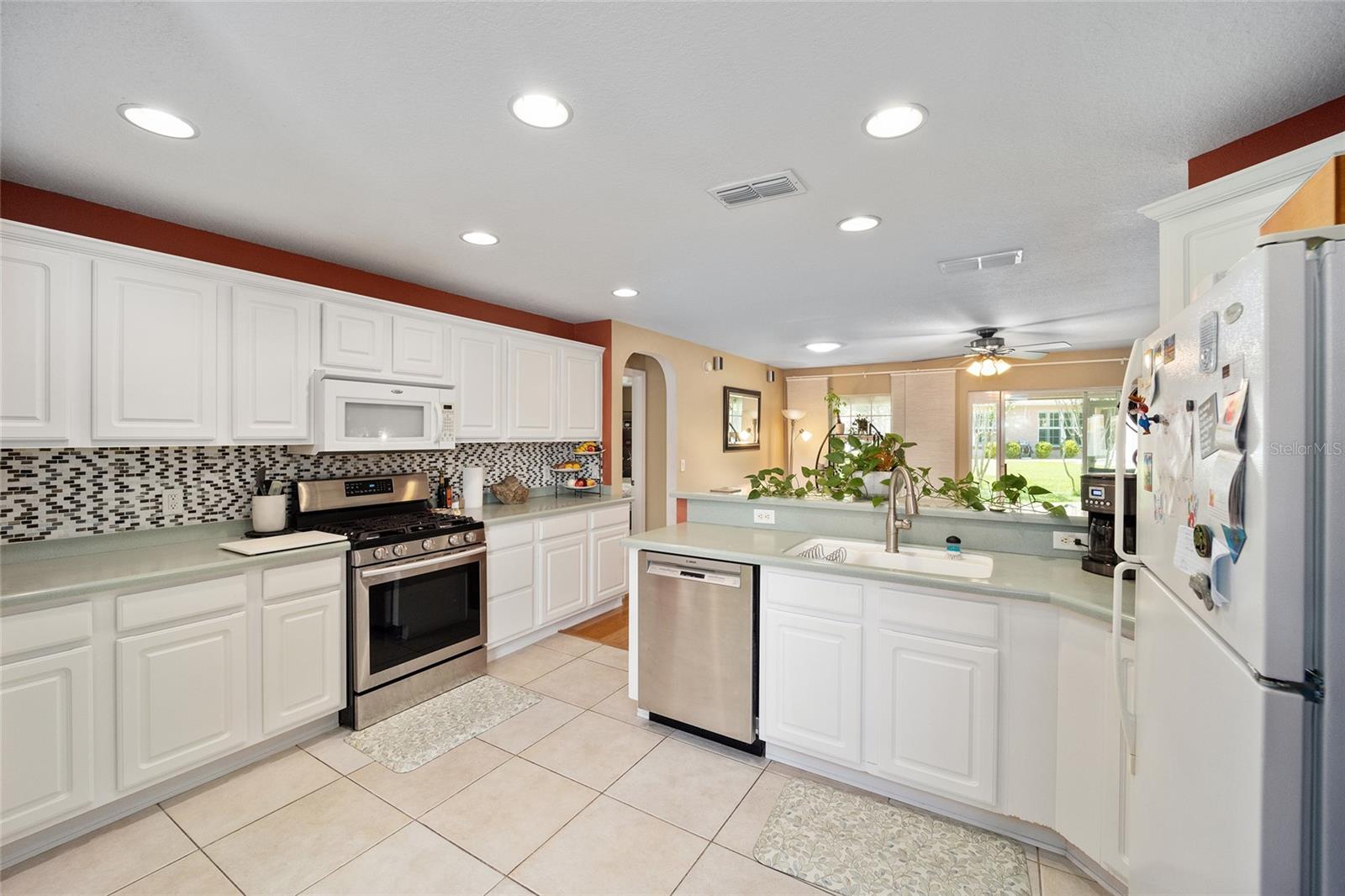 Image 17 of 35 For 7962 83rd Place