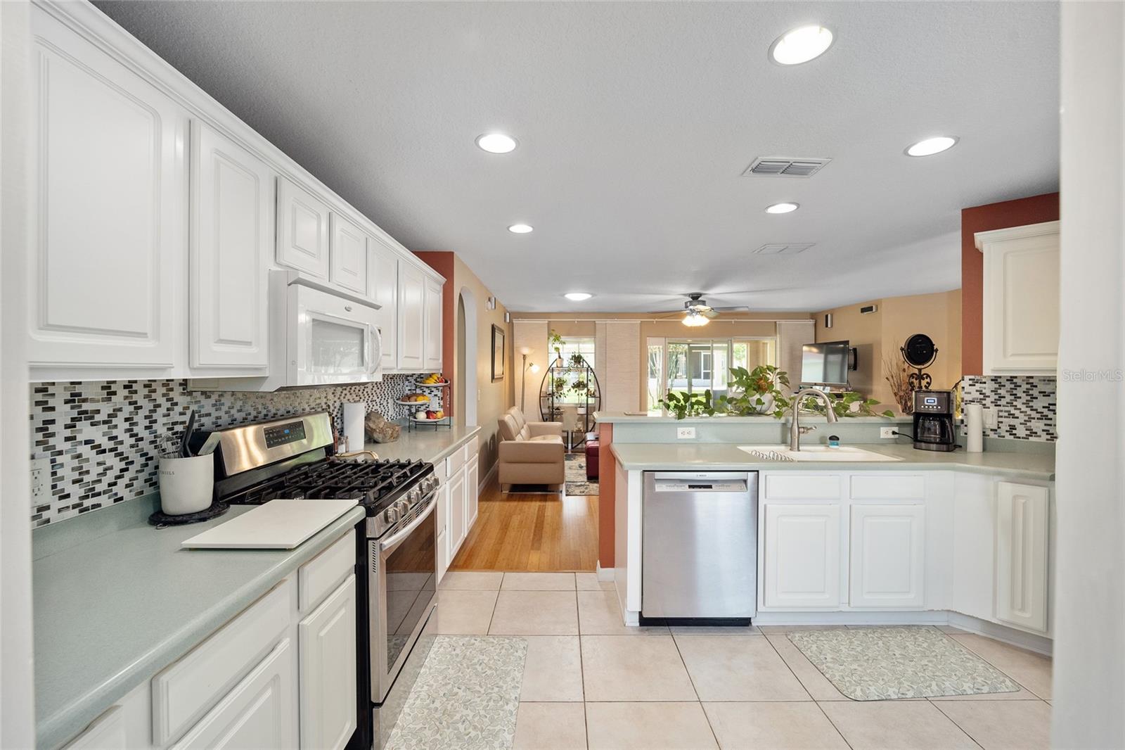 Image 25 of 35 For 7962 83rd Place