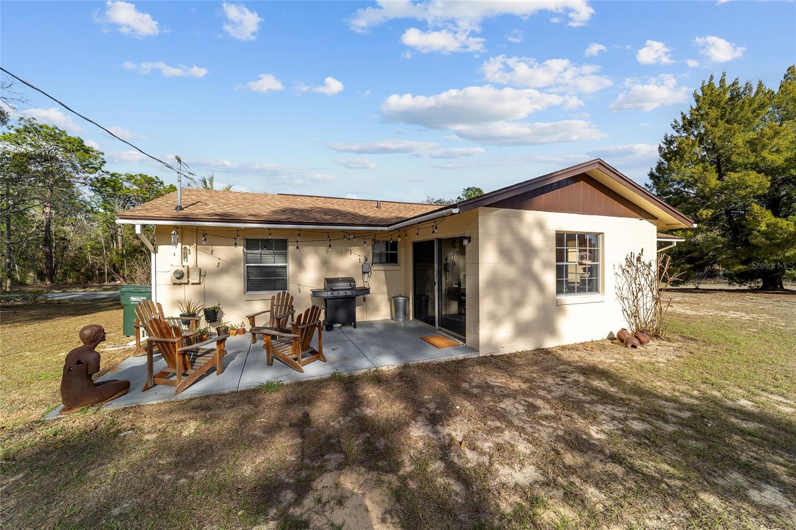 Image 16 of 20 For 9488 Sandree Drive