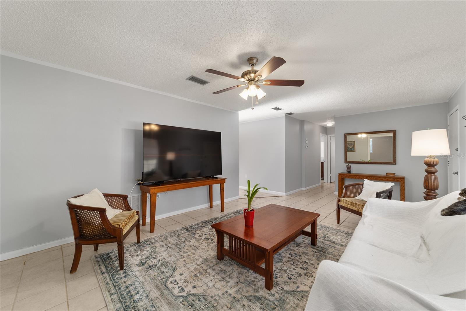 Image 3 of 20 For 9488 Sandree Drive