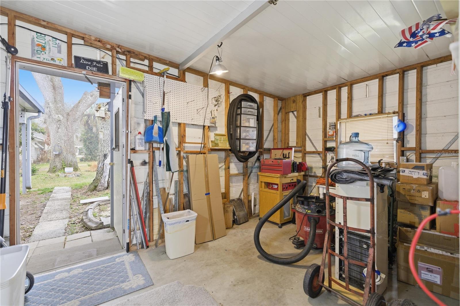 Image 23 of 30 For 6450 1st Lane