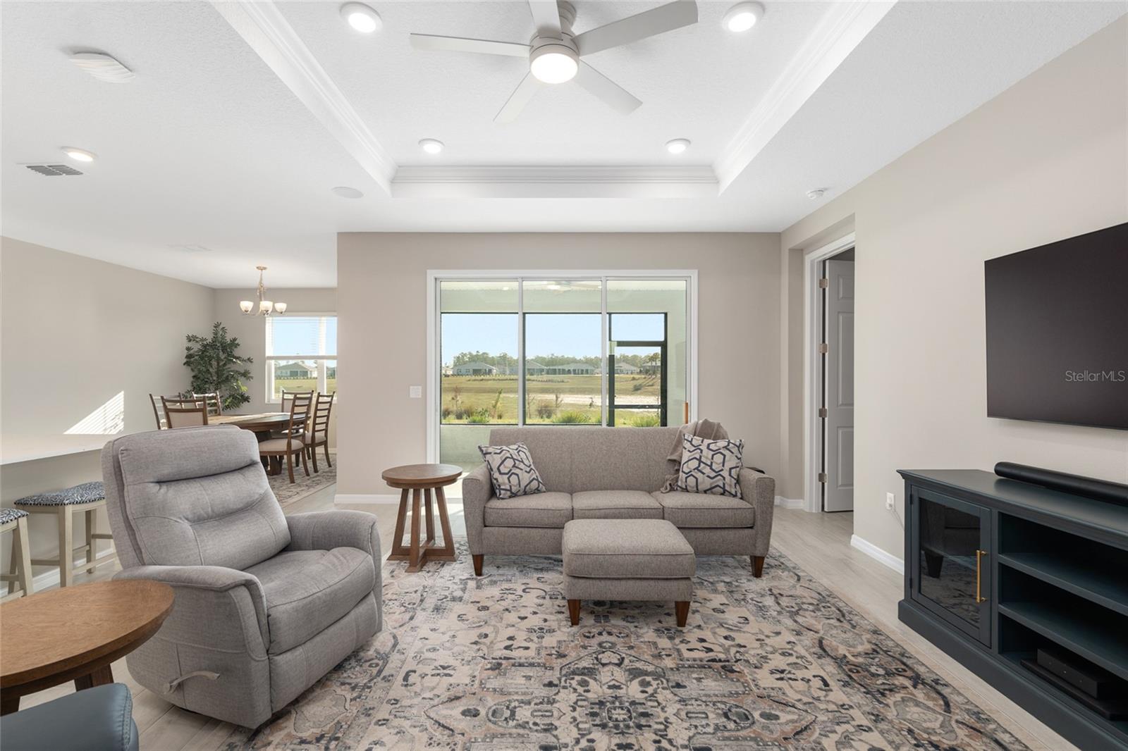 Image 19 of 67 For 10049 107th Terrace