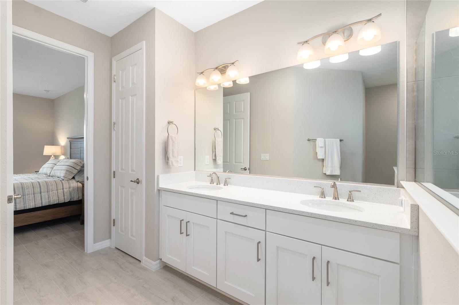 Image 37 of 67 For 10049 107th Terrace