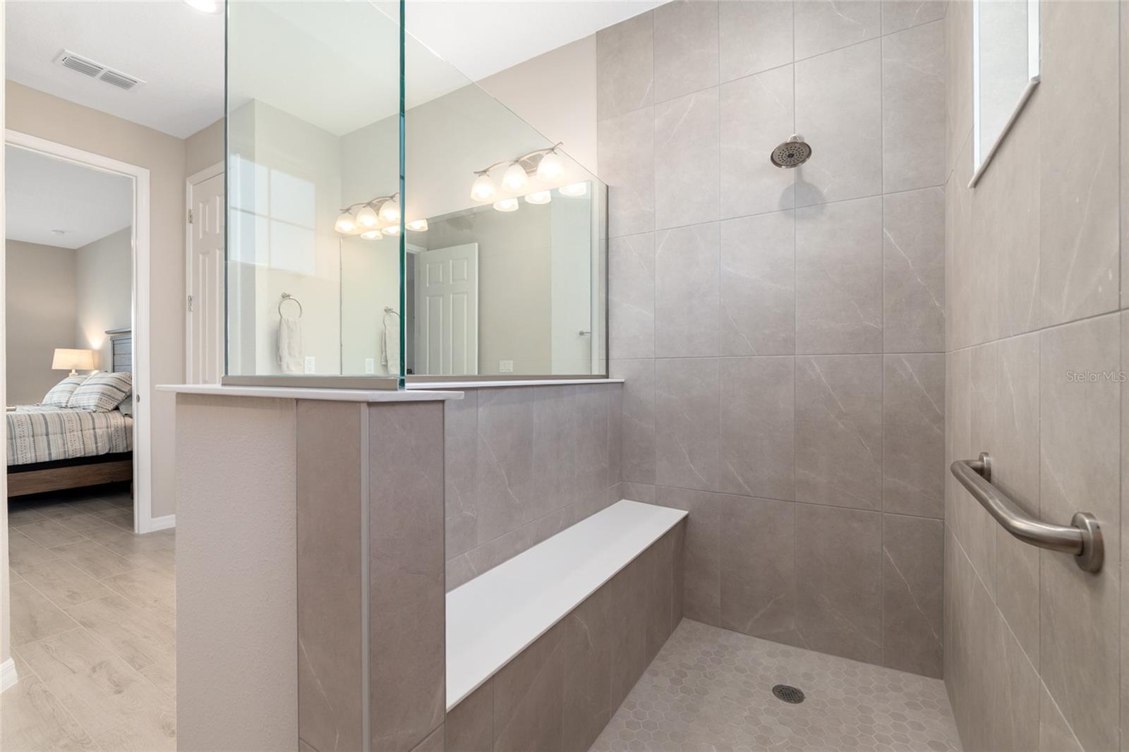 Image 39 of 67 For 10049 107th Terrace