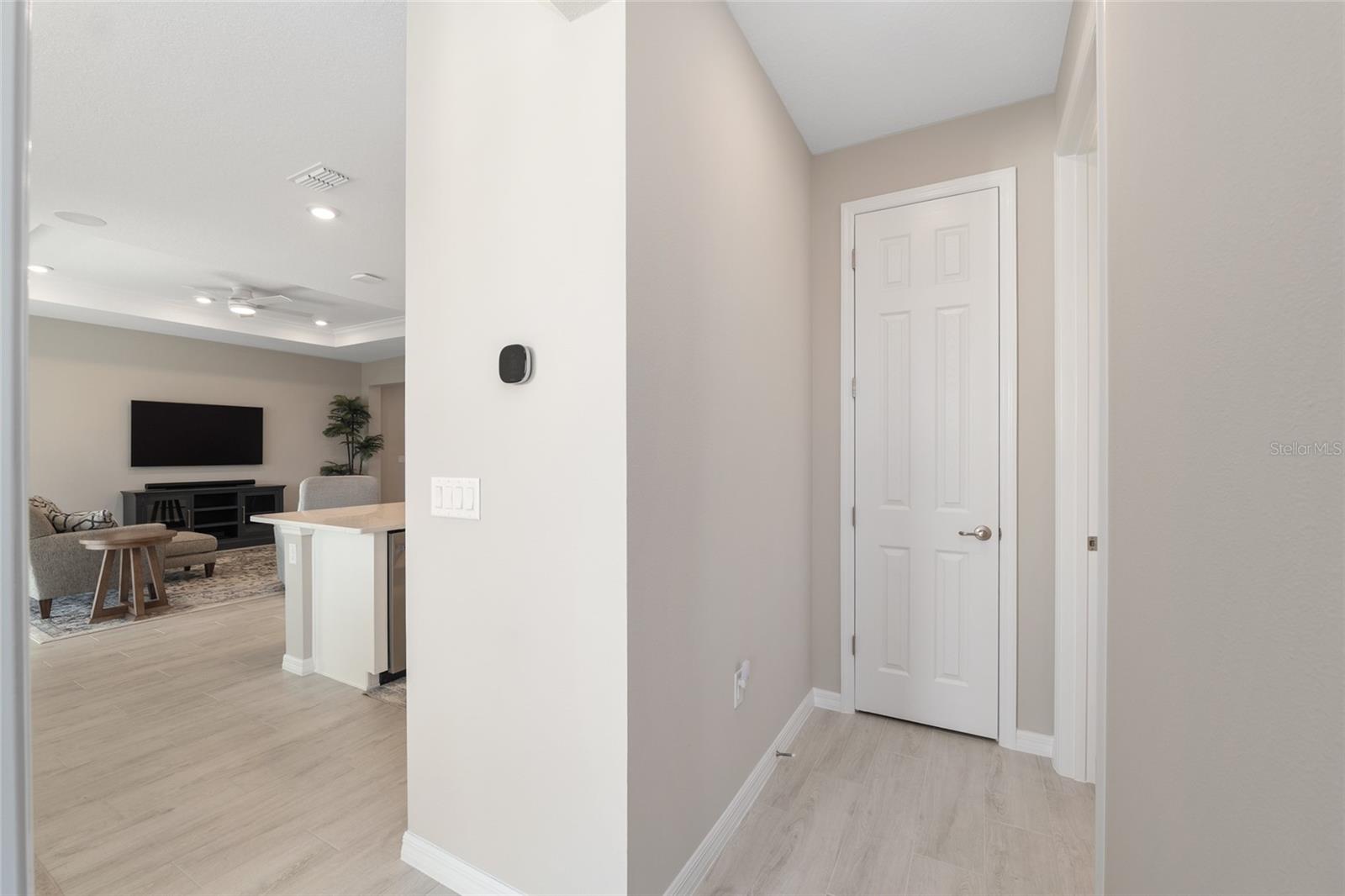 Image 44 of 67 For 10049 107th Terrace