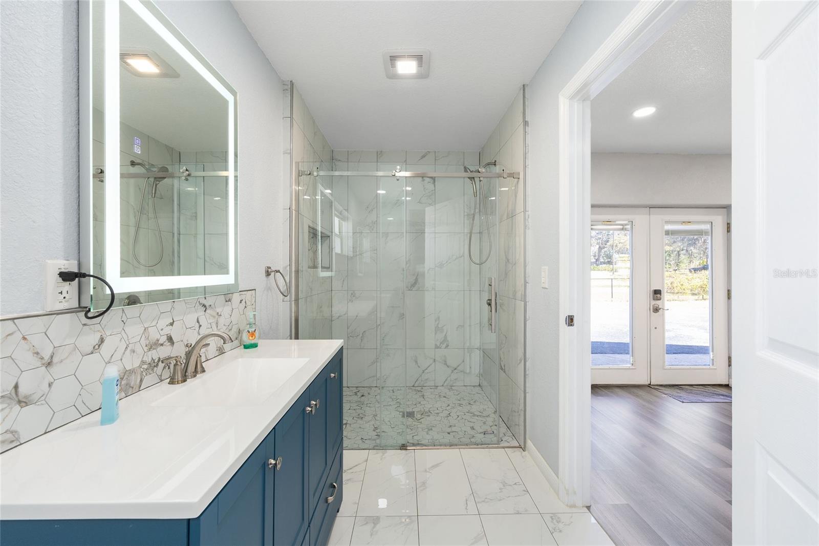 Image 17 of 35 For 10350 43rd Court