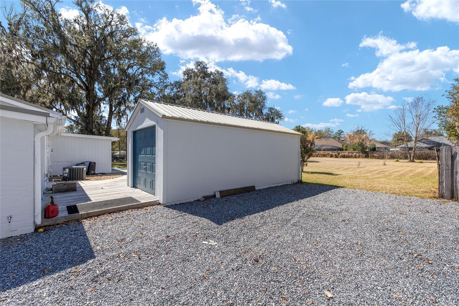 Image 31 of 35 For 10350 43rd Court