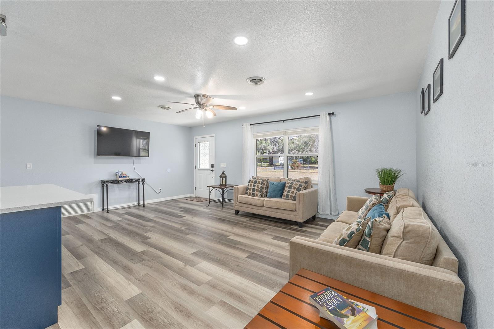 Image 6 of 35 For 10350 43rd Court