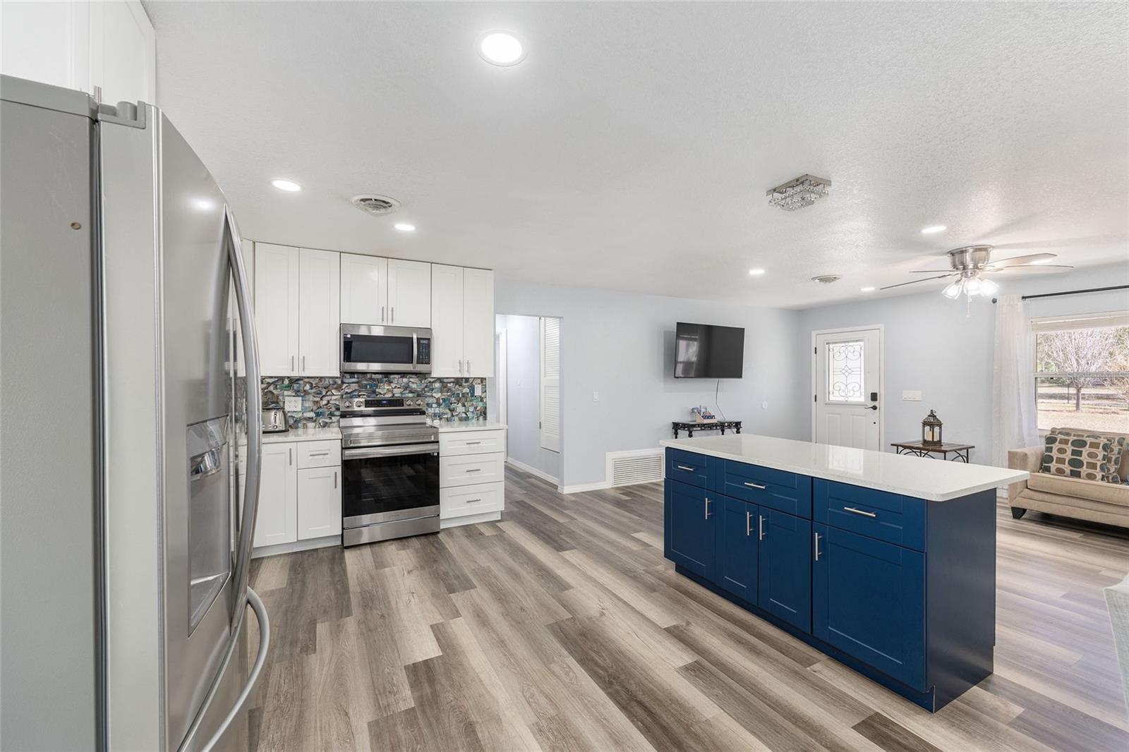 Image 9 of 35 For 10350 43rd Court