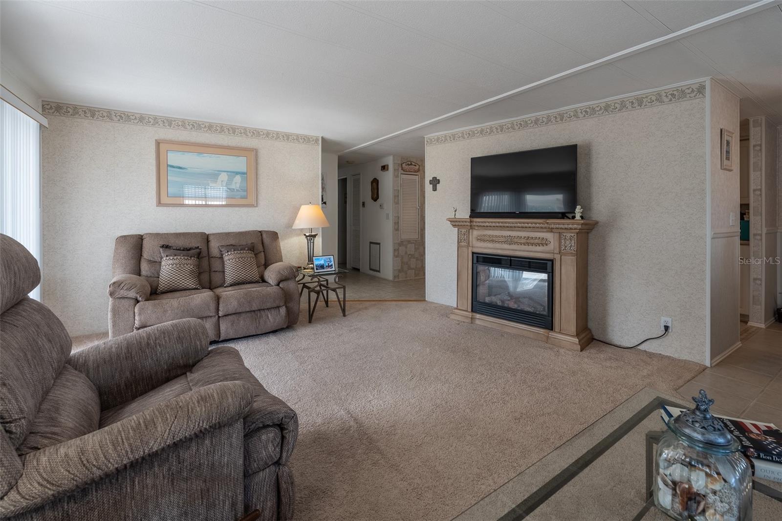 Image 10 of 57 For 15070 104th Court