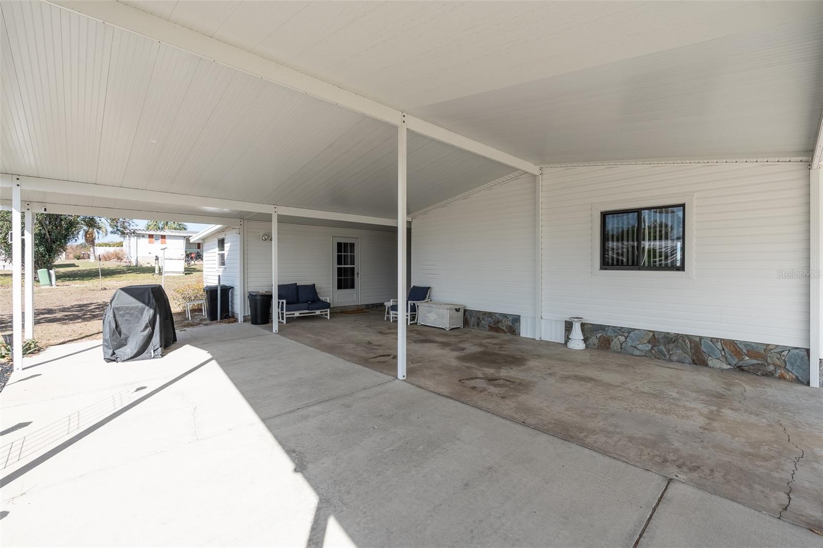 Image 36 of 57 For 15070 104th Court