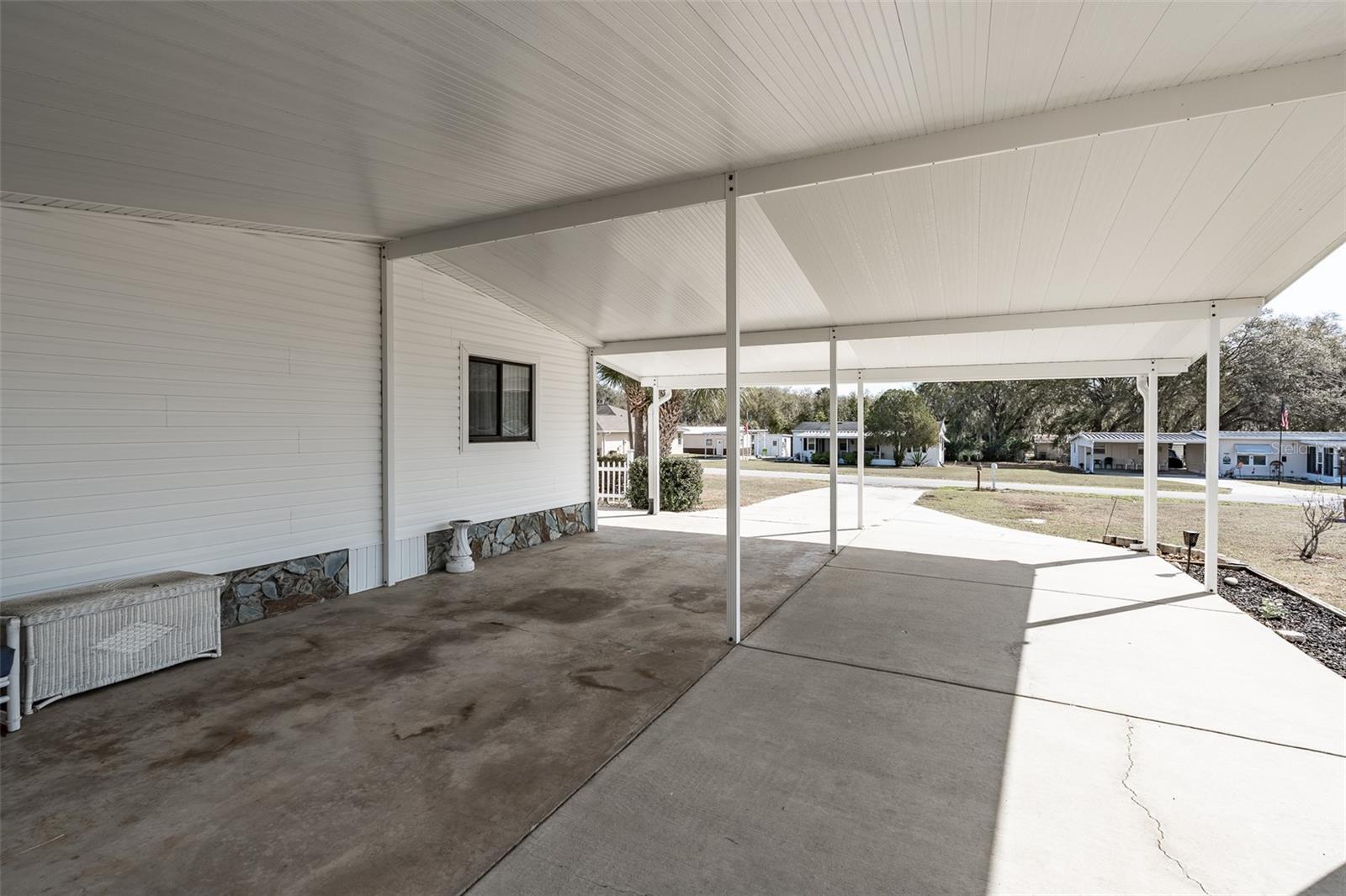 Image 37 of 57 For 15070 104th Court