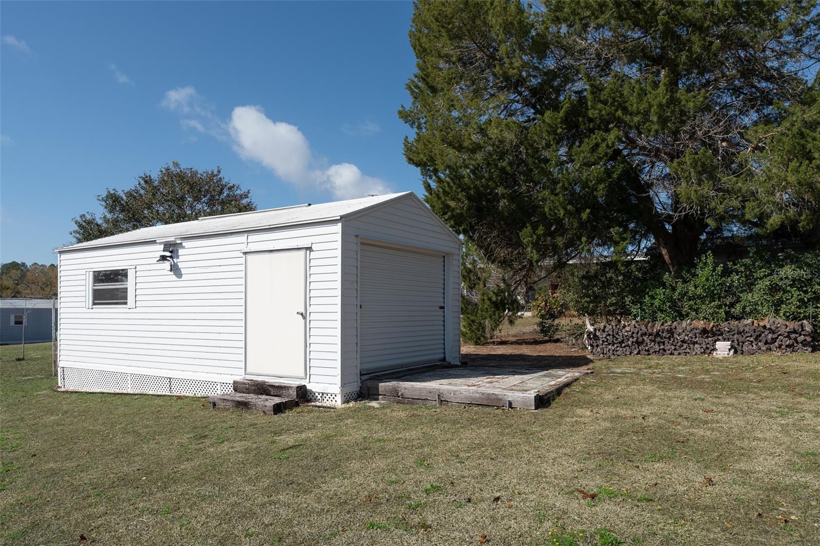 Image 41 of 57 For 15070 104th Court