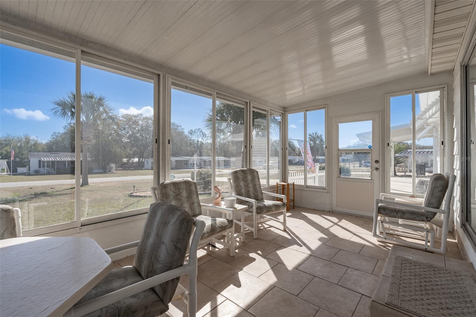 Image 6 of 57 For 15070 104th Court