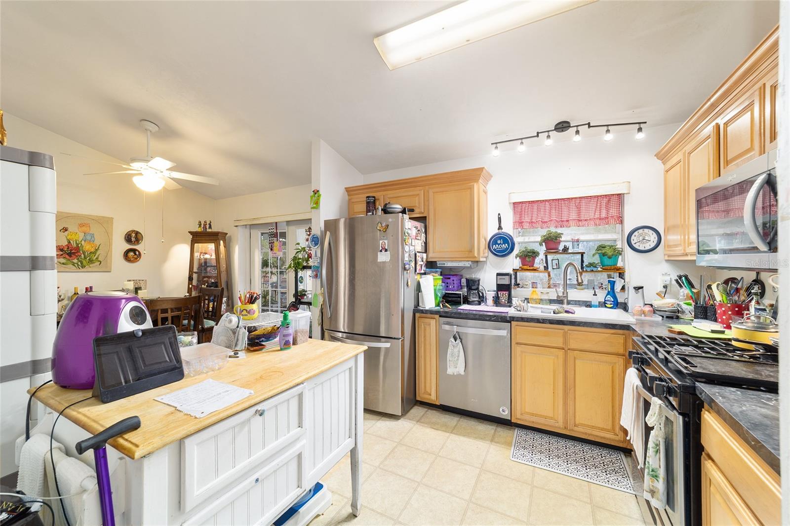 Image 14 of 67 For 102 Whirlwind Way