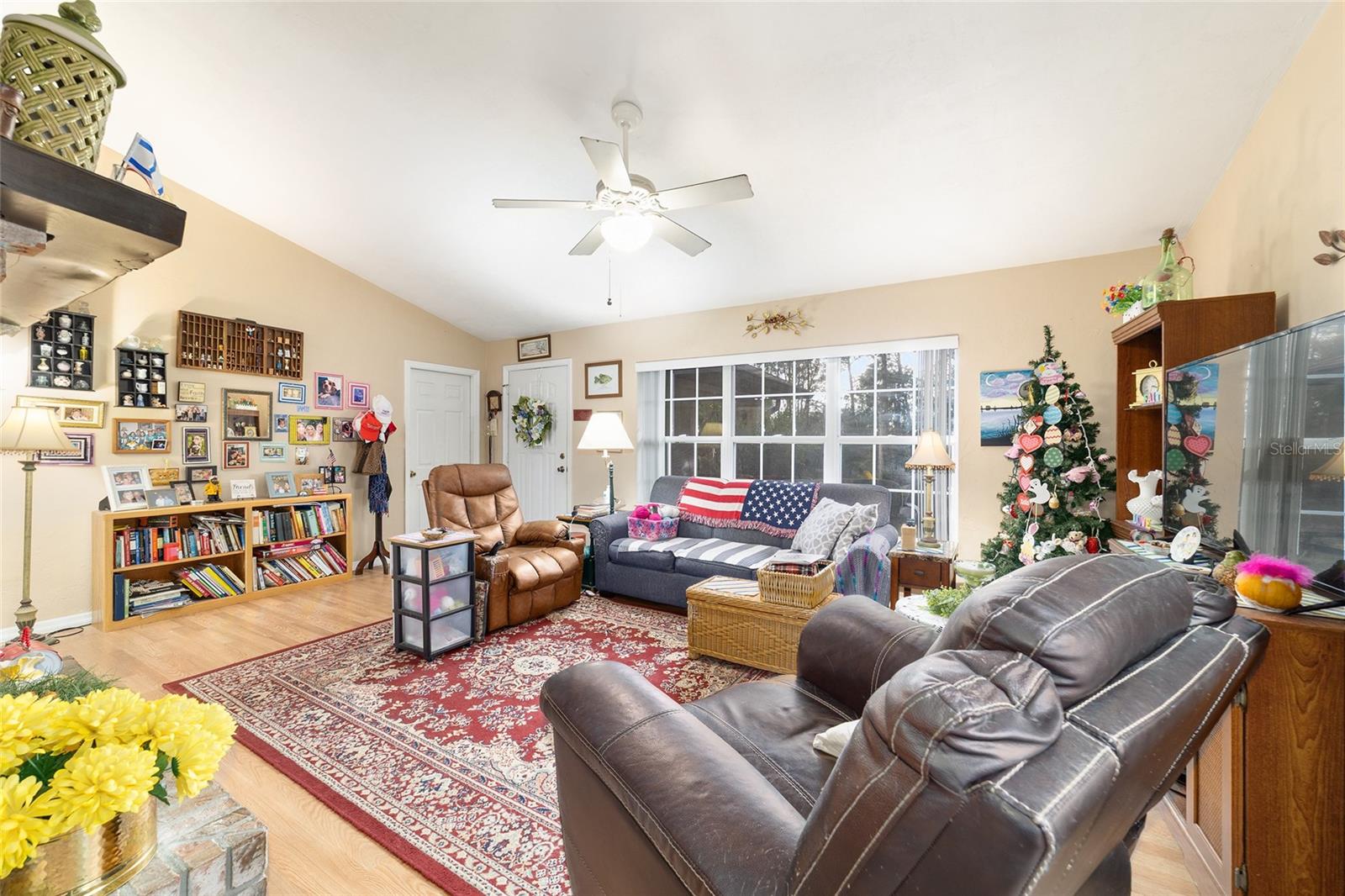 Image 7 of 67 For 102 Whirlwind Way