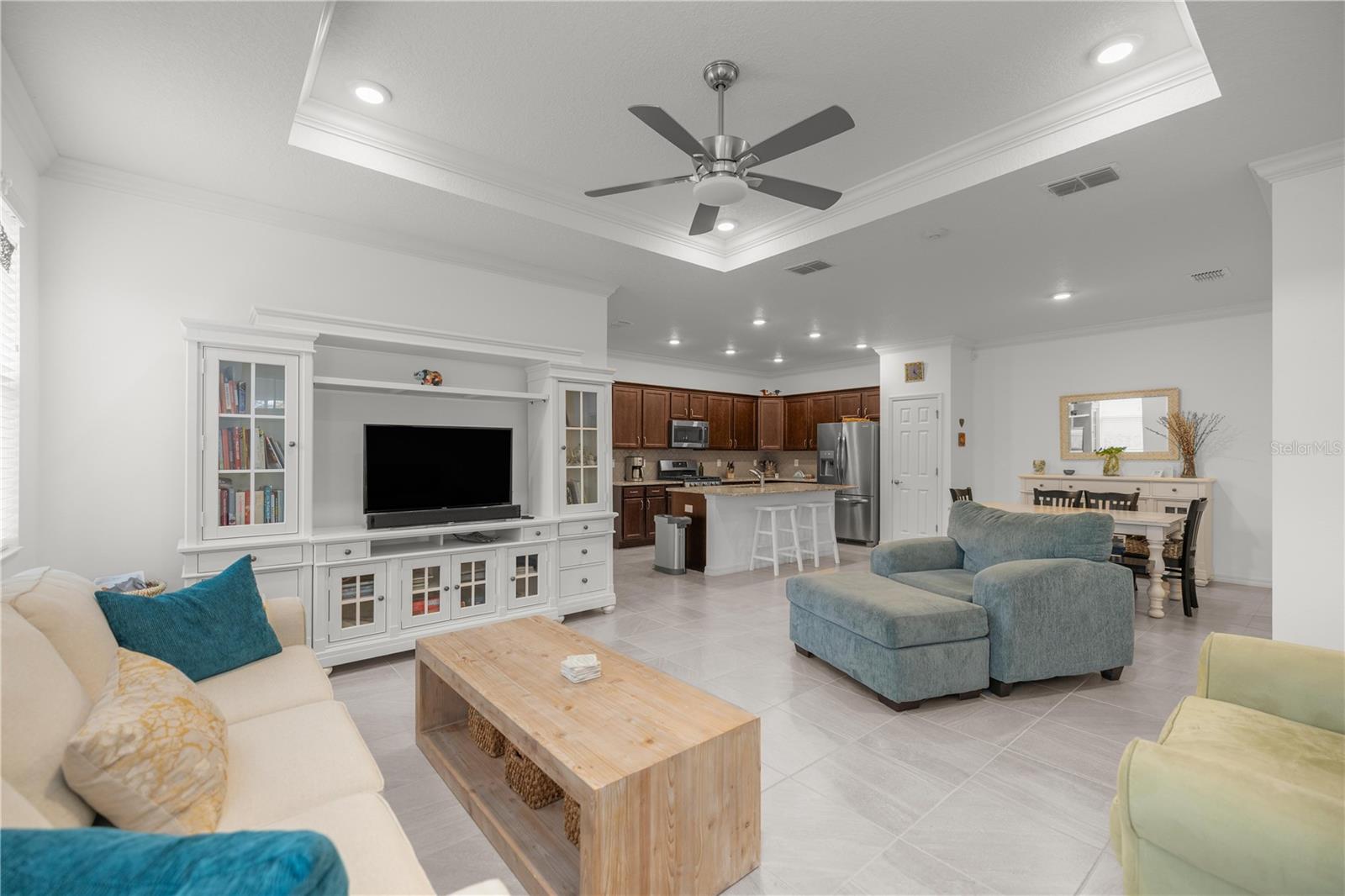 Image 5 of 24 For 8952 78th Court