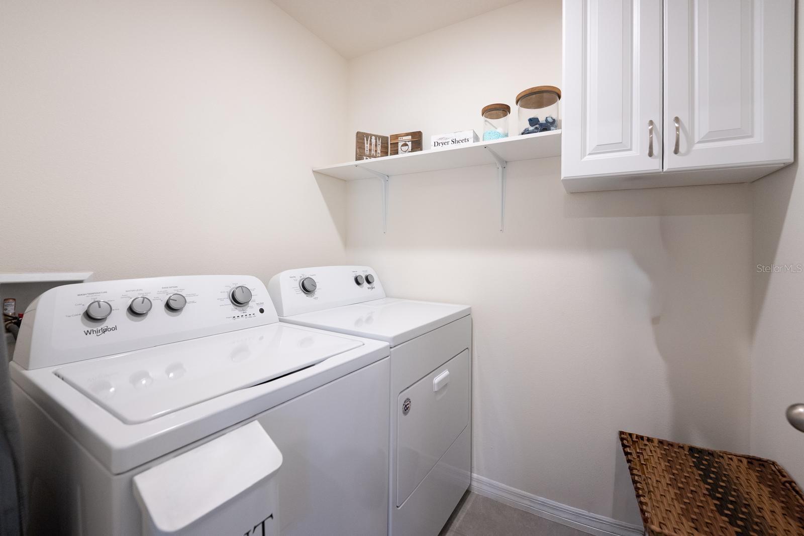 Listing photo id 11 for 5034 88th Street