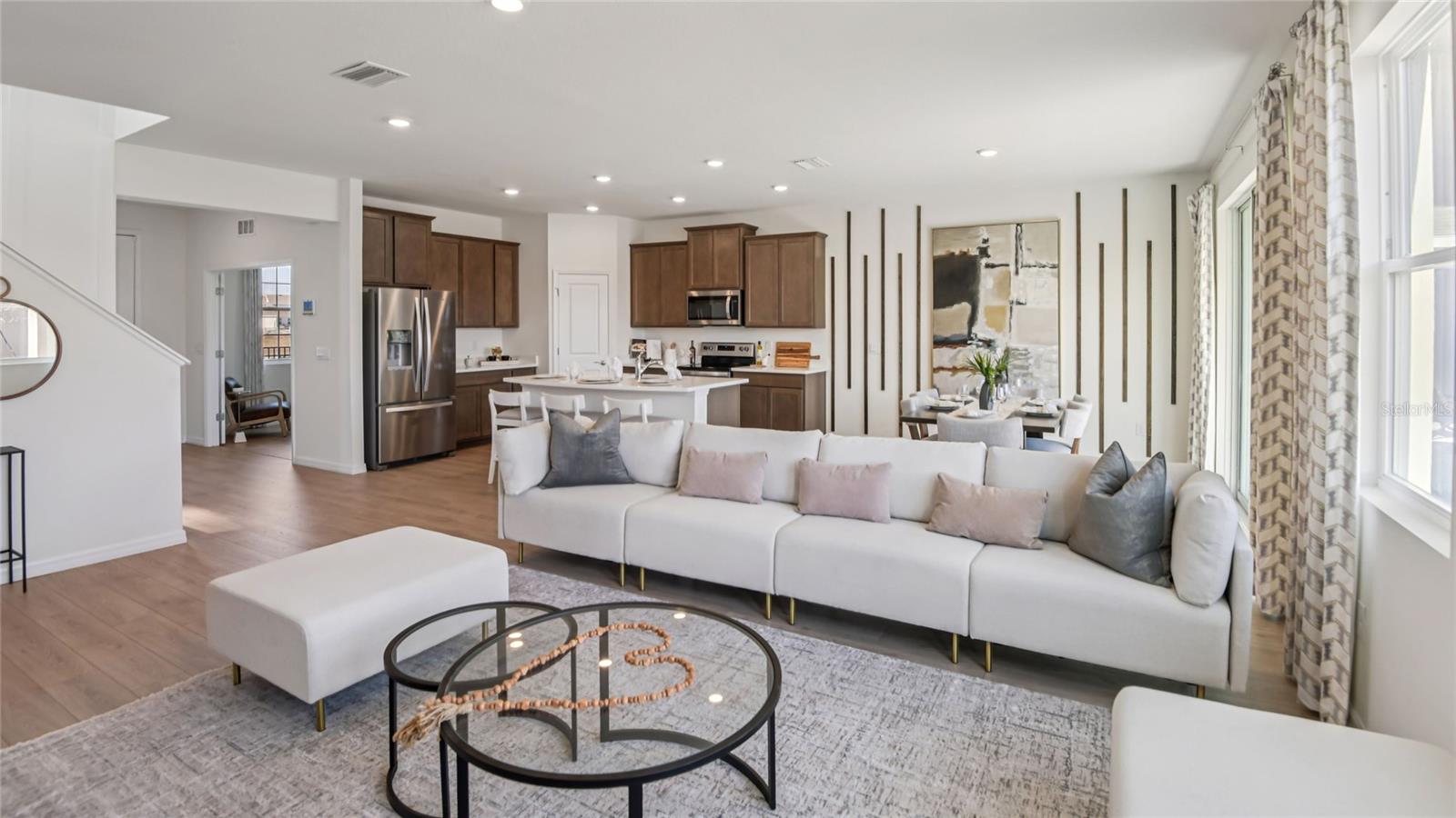 Listing photo id 8 for 11261 Duckling Way