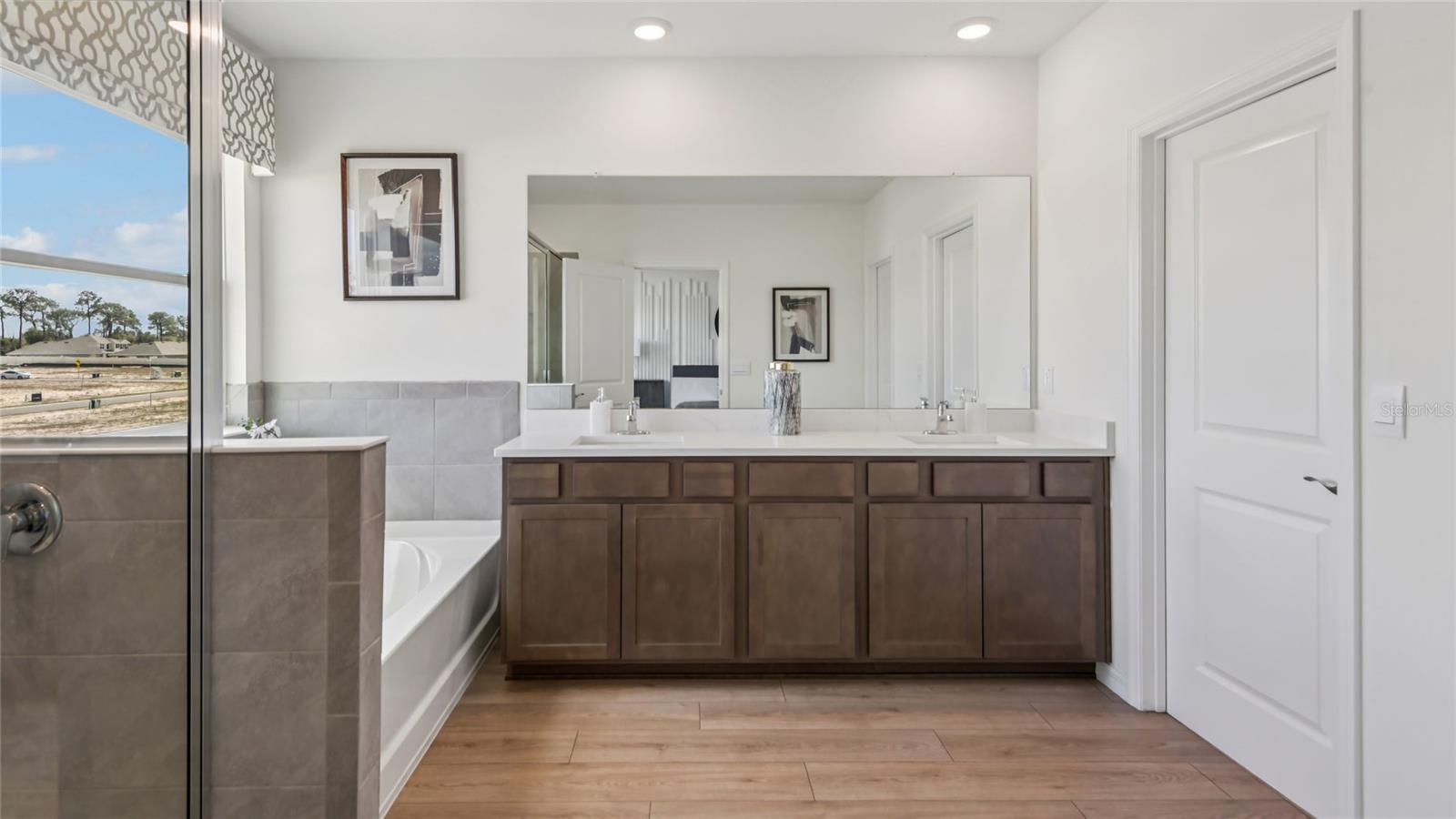 Listing photo id 18 for 11261 Duckling Way