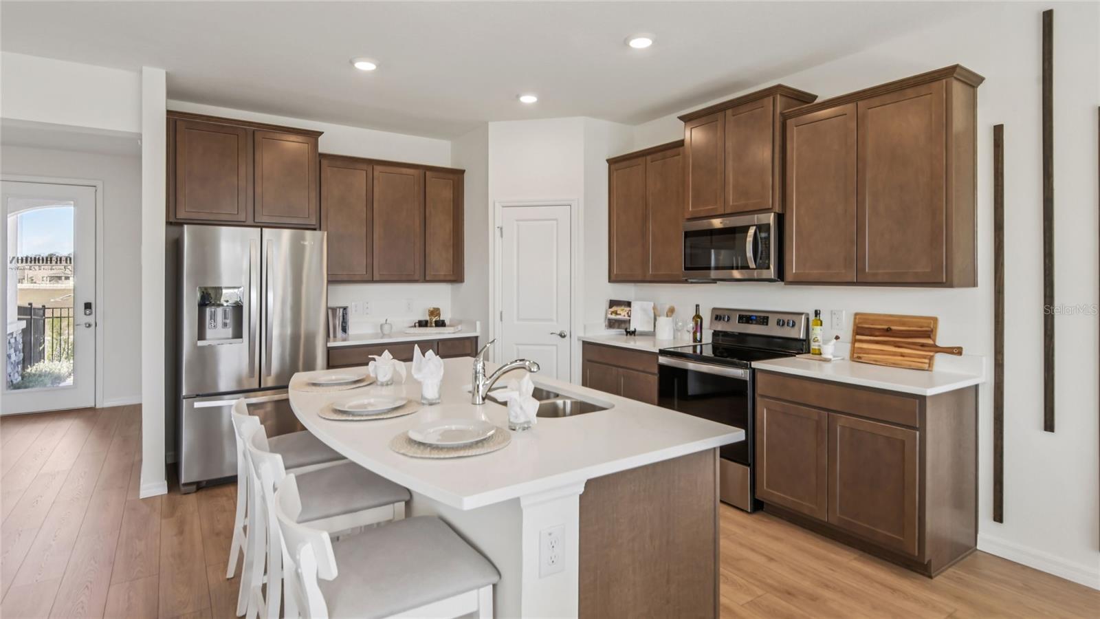 Listing photo id 3 for 11261 Duckling Way