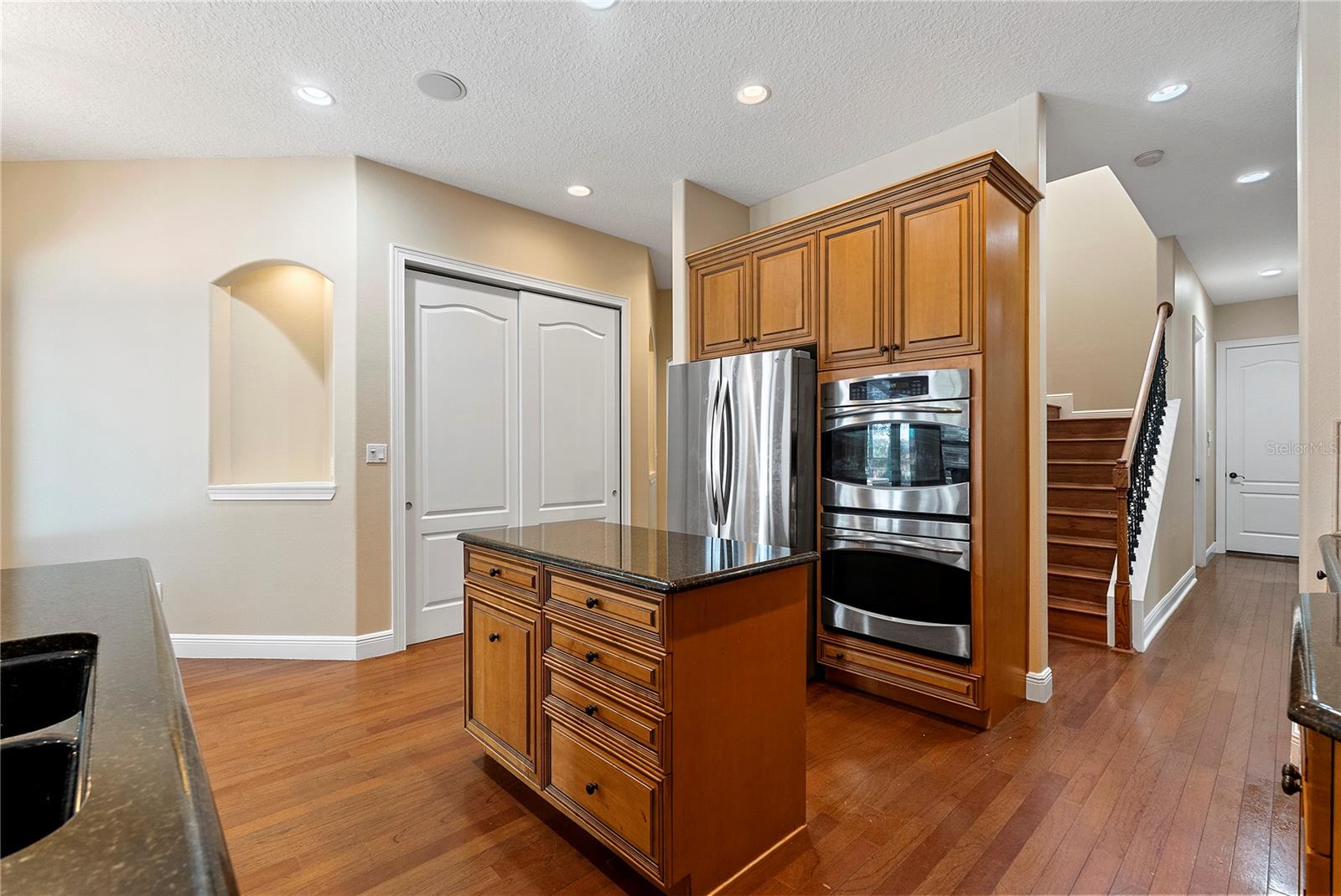 Image 10 of 38 For 8297 Day Lily Place