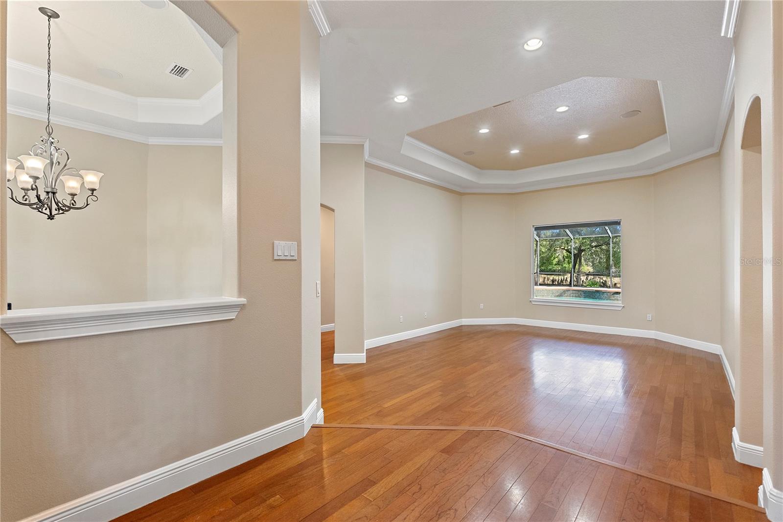 Image 2 of 38 For 8297 Day Lily Place