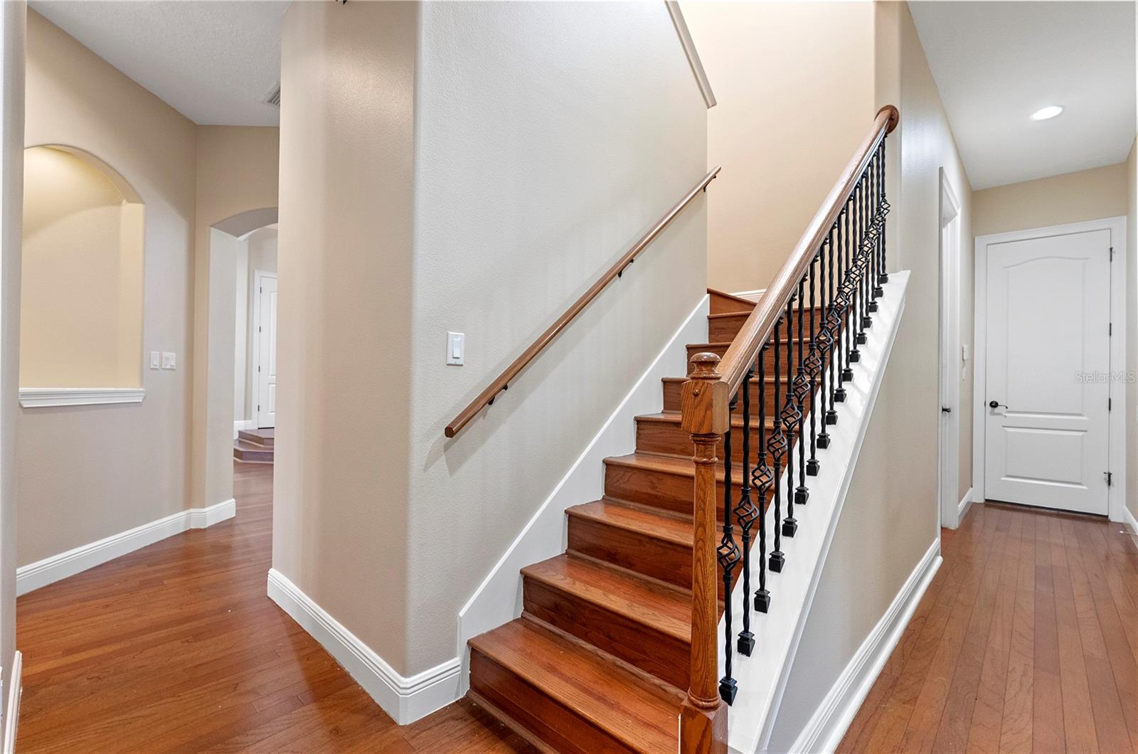 Image 23 of 38 For 8297 Day Lily Place