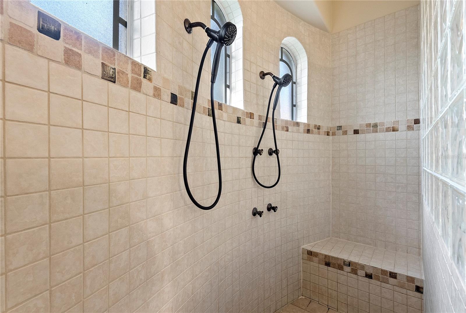 Image 29 of 38 For 8297 Day Lily Place