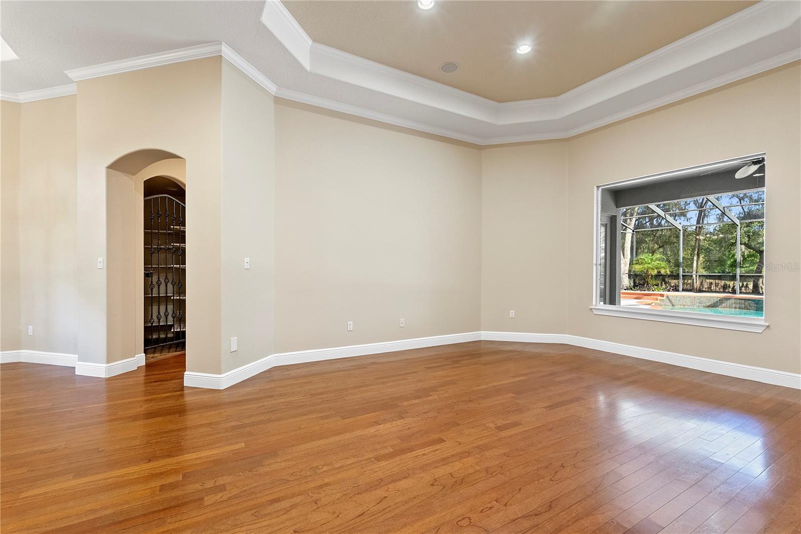 Image 4 of 38 For 8297 Day Lily Place