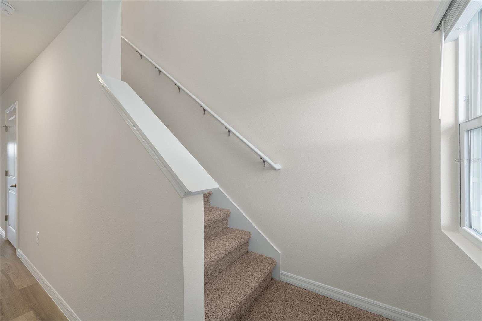 Image 18 of 34 For 6536 82nd Loop