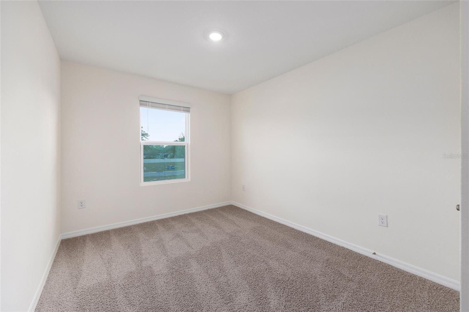 Image 24 of 34 For 6536 82nd Loop