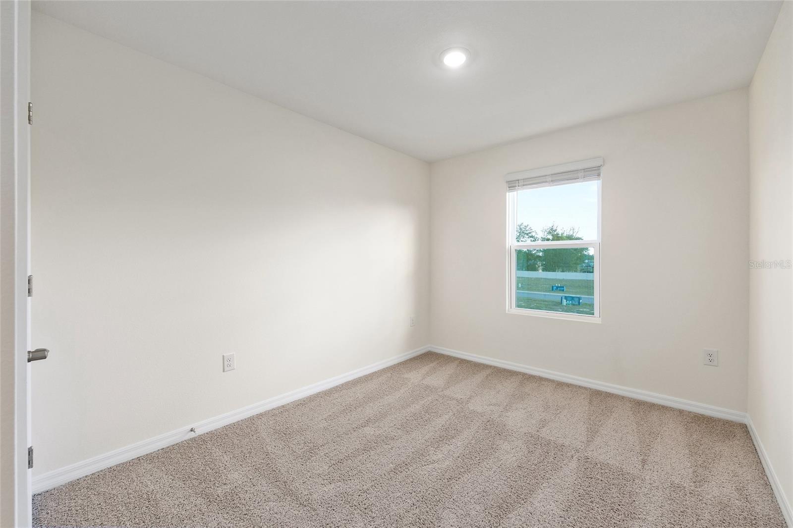 Image 27 of 34 For 6536 82nd Loop