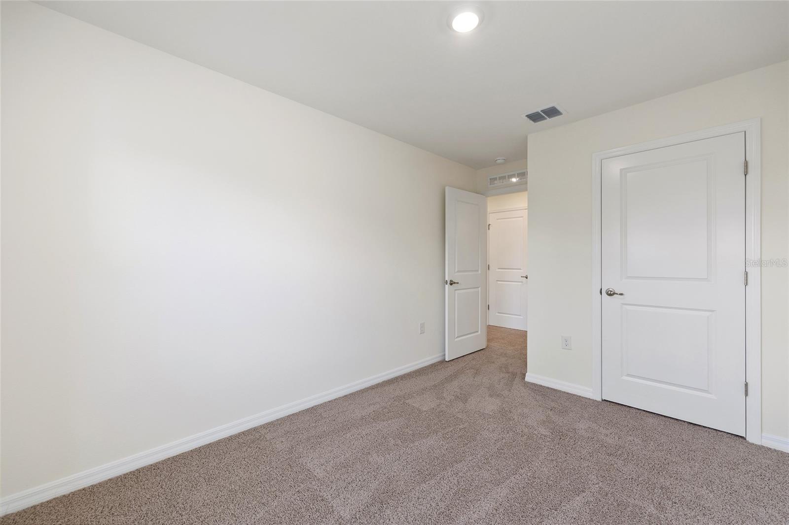 Image 28 of 34 For 6536 82nd Loop