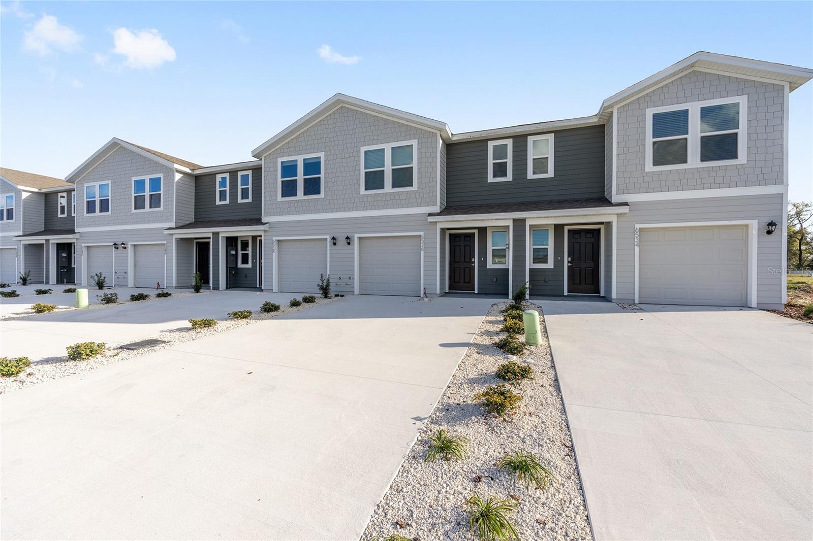 Image 3 of 34 For 6536 82nd Loop