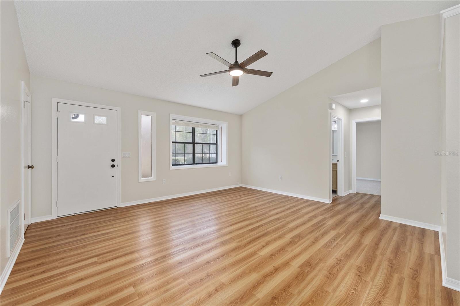 Image 11 of 42 For 5780 62nd Place