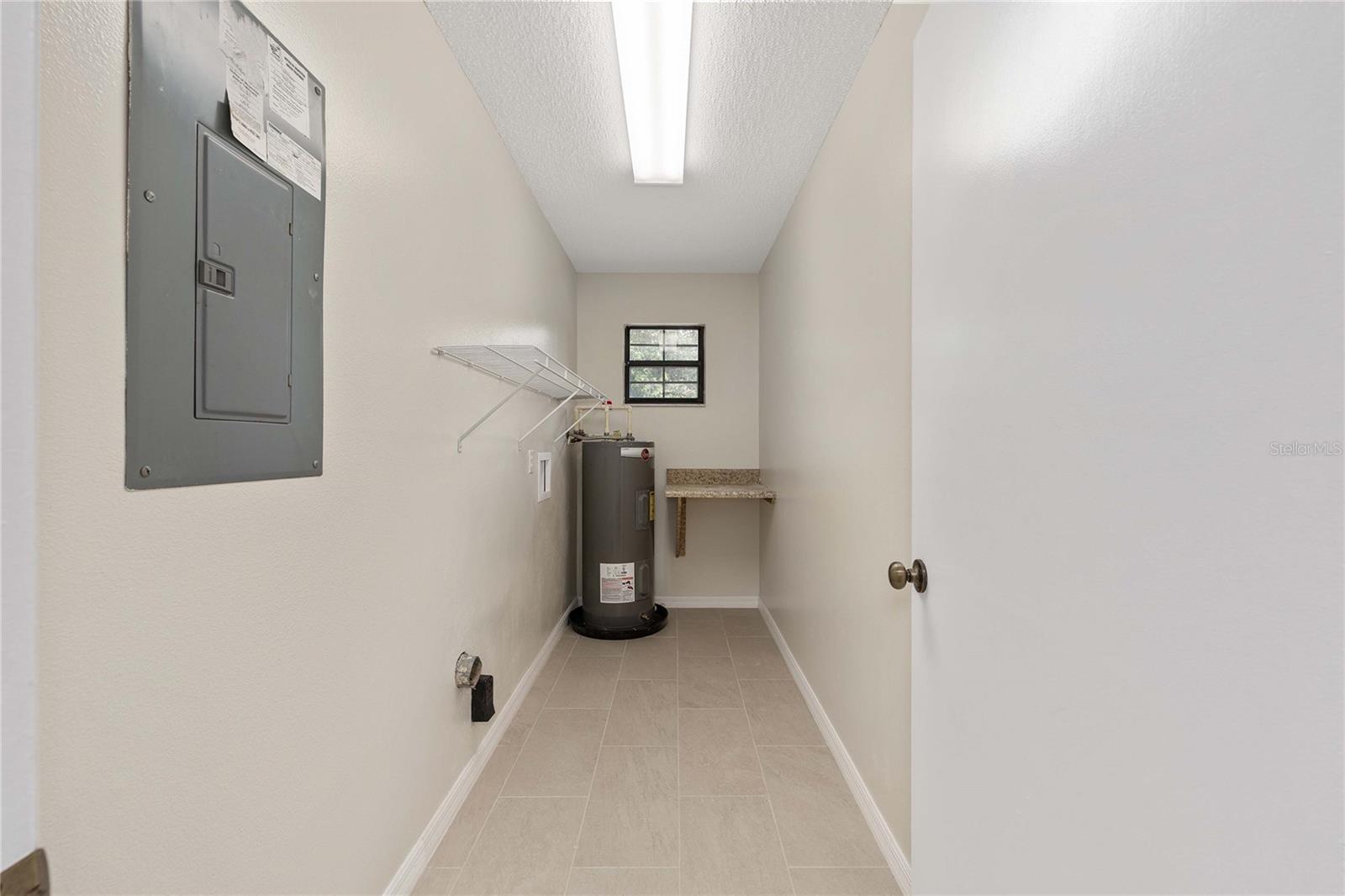 Image 29 of 42 For 5780 62nd Place