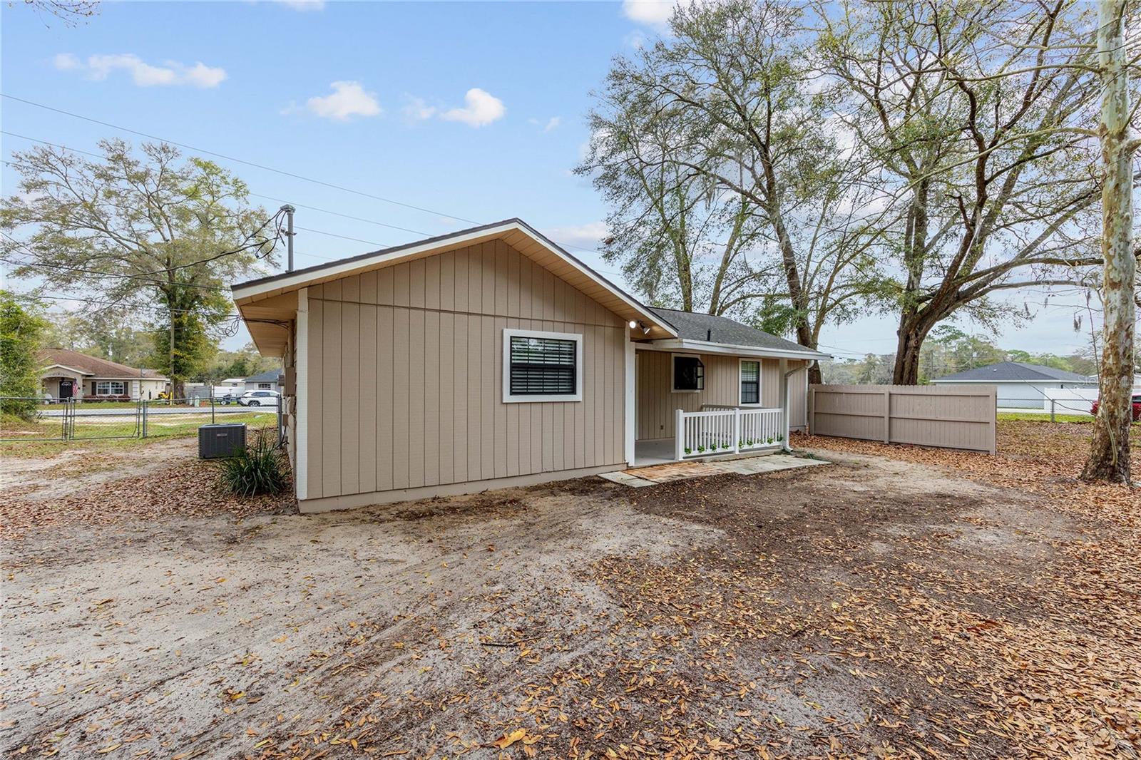 Image 34 of 42 For 5780 62nd Place