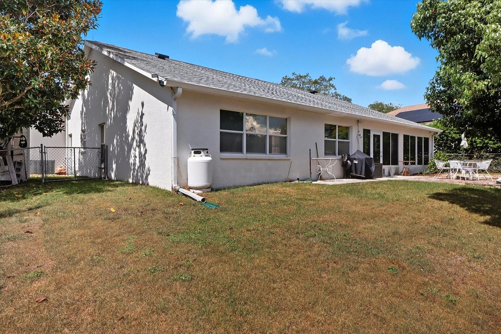 Listing photo id 35 for 65 Leafland Point