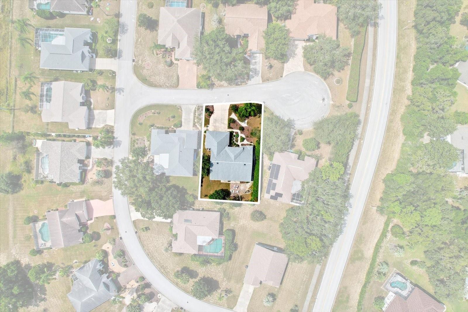 Listing photo id 38 for 65 Leafland Point