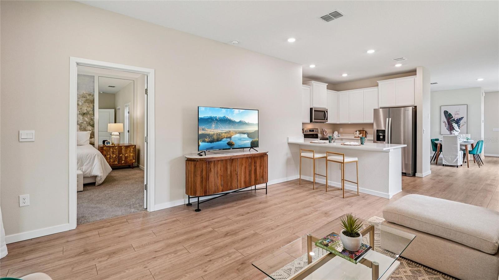 Image 11 of 25 For 8599 Pinecrest Trail