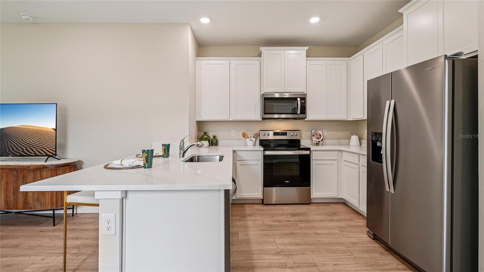 Image 5 of 25 For 8599 Pinecrest Trail