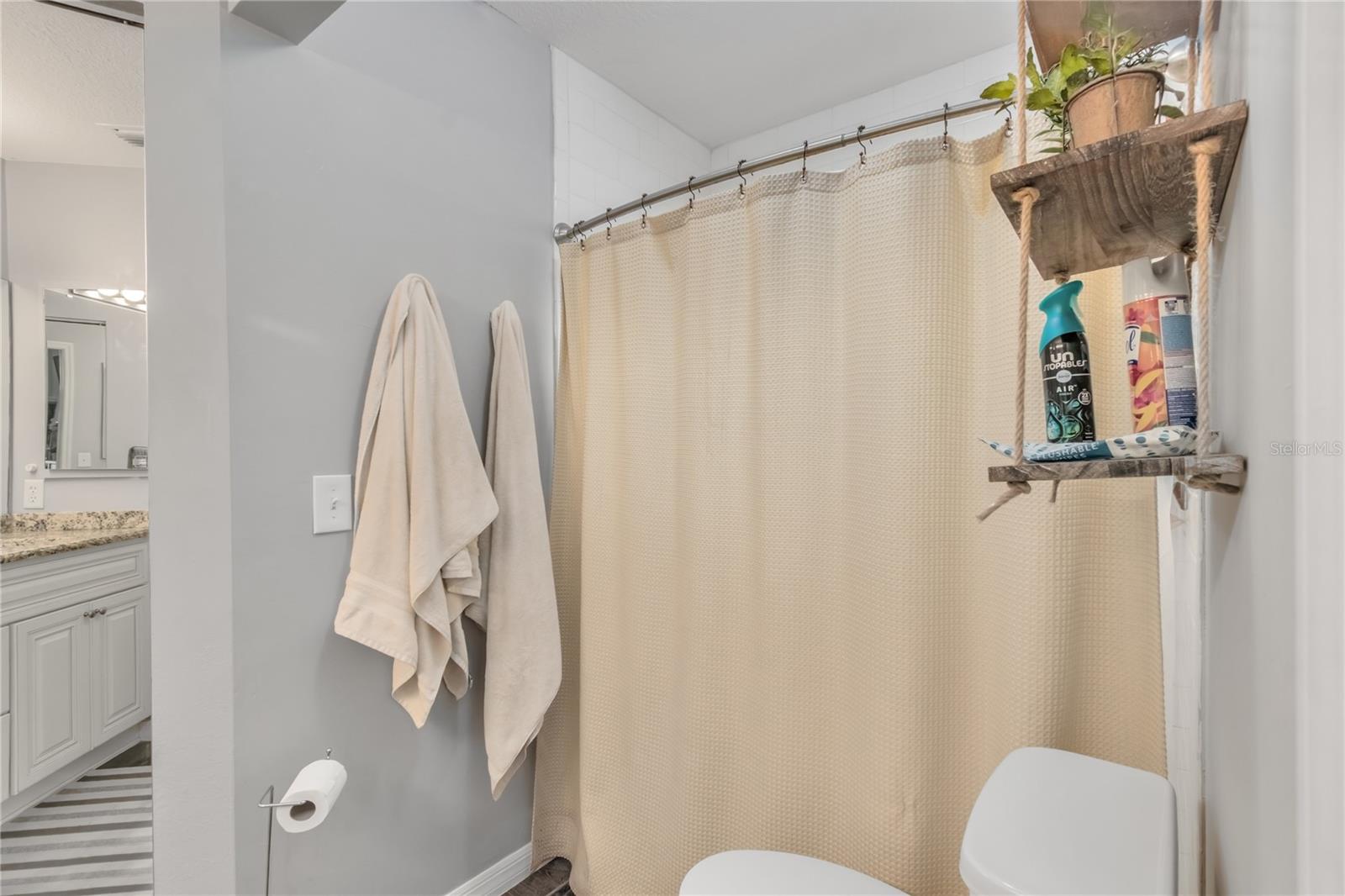 Image 17 of 34 For 3916 22nd Lane