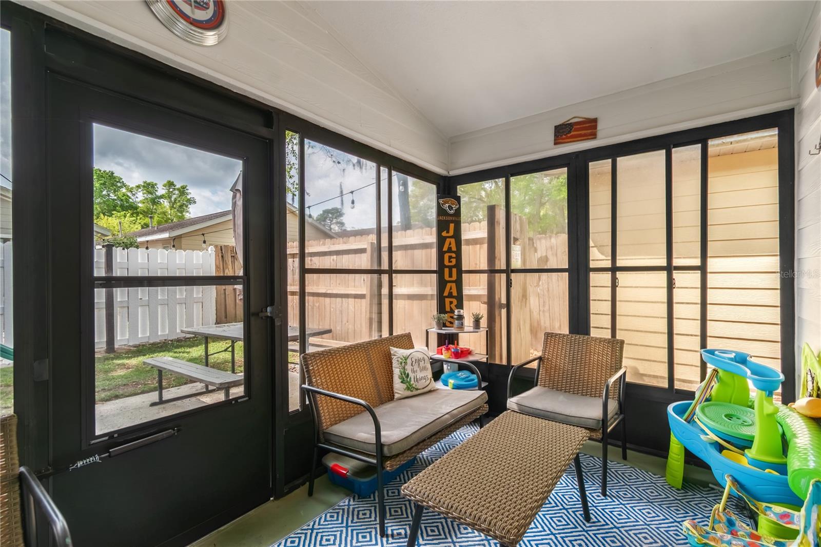 Image 24 of 34 For 3916 22nd Lane